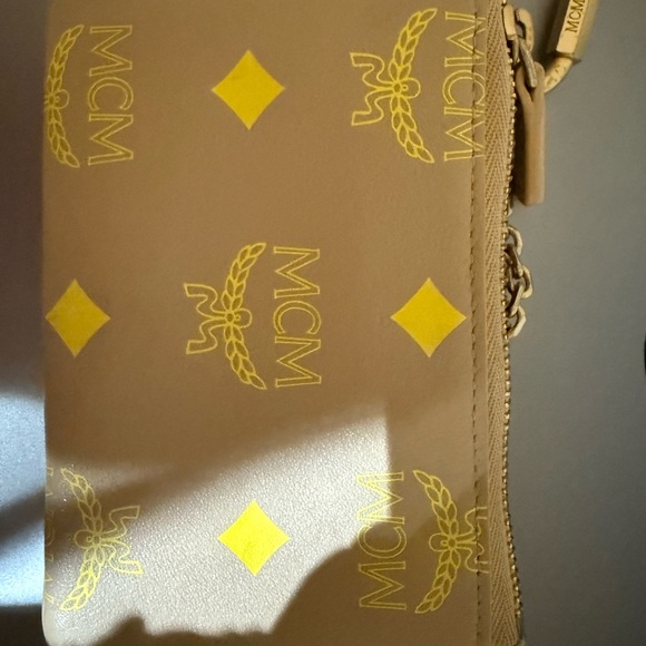 MCM keypouch - Picture 3 of 7
